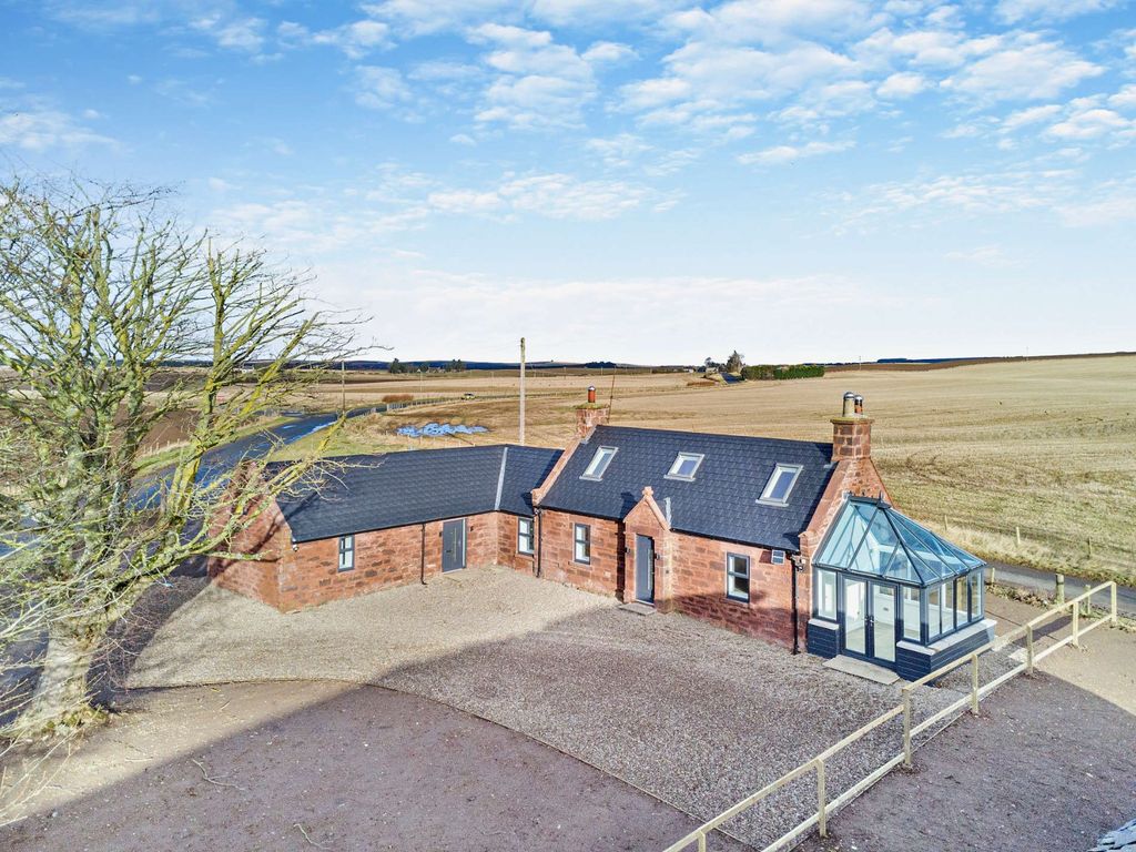 4 bed detached house for sale in Turriff AB53, £395,000 Zoopla