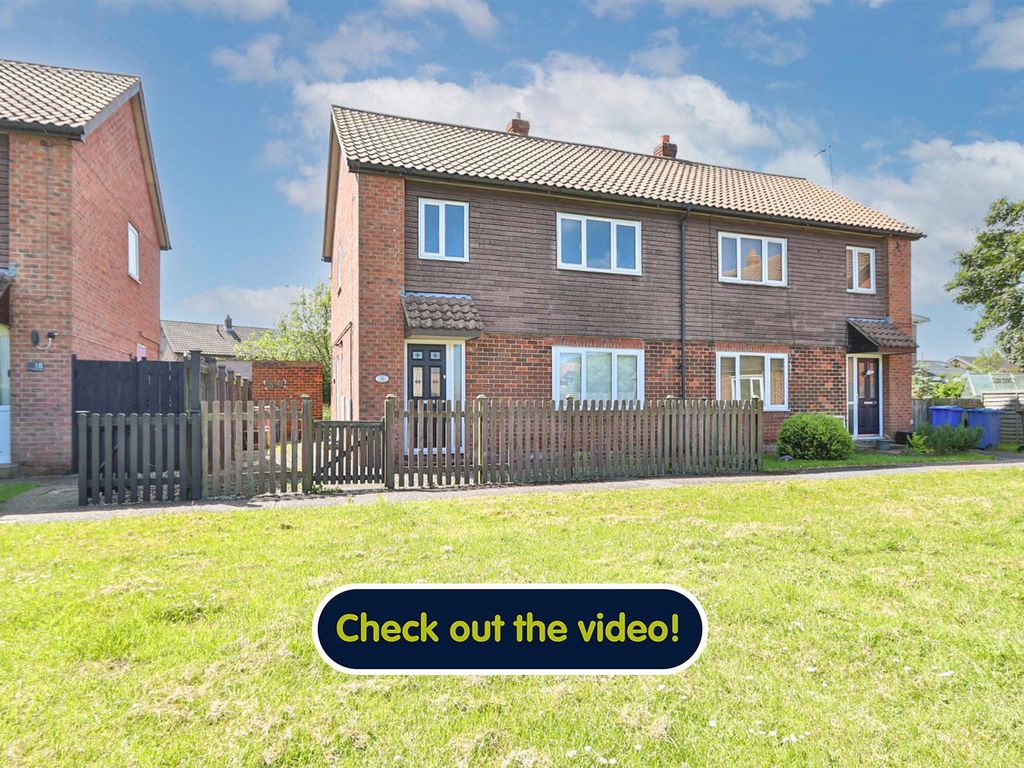 3 bed semidetached house for sale in Pinfold Villas, Burstwick, Hull
