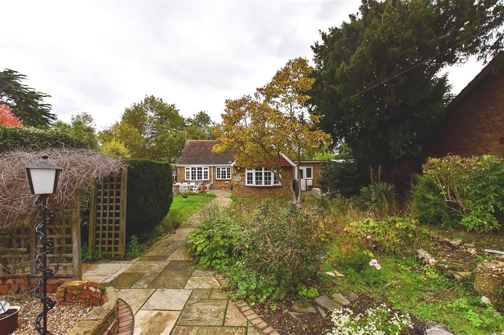 4 bed detached house for sale in Alexandra Road, Whitstable, Kent CT5, £850,000 Zoopla