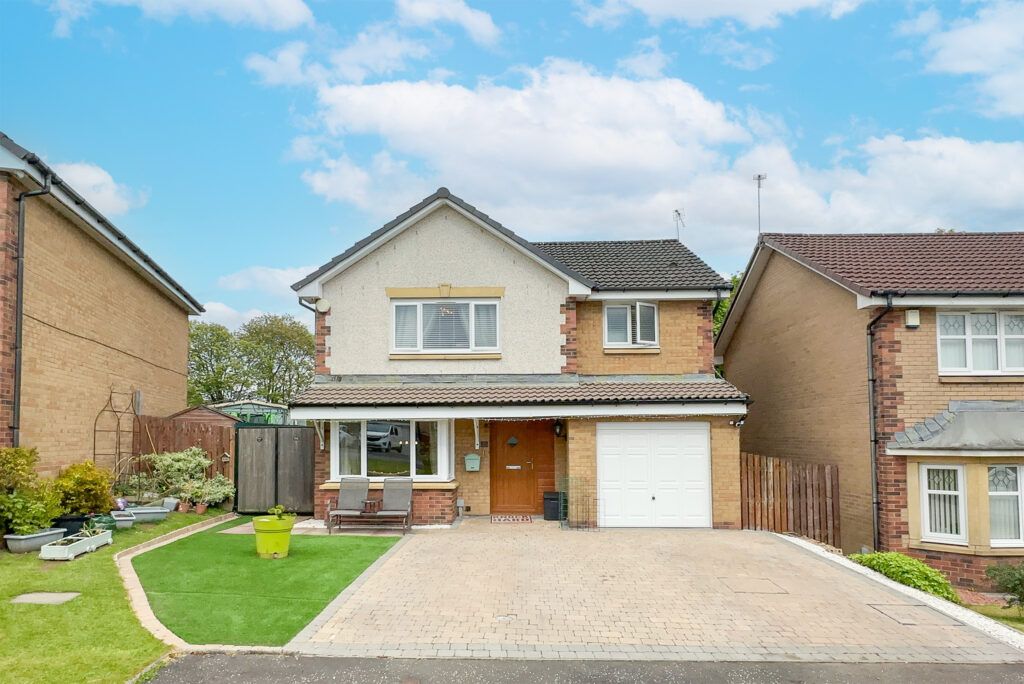 4 bed detached house for sale in Ocean Field, Clydebank G81, £325,000