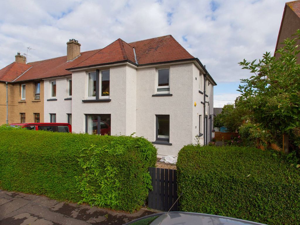 3 bed flat for sale in Fernieside Crescent, Ferniehill, Edinburgh EH17