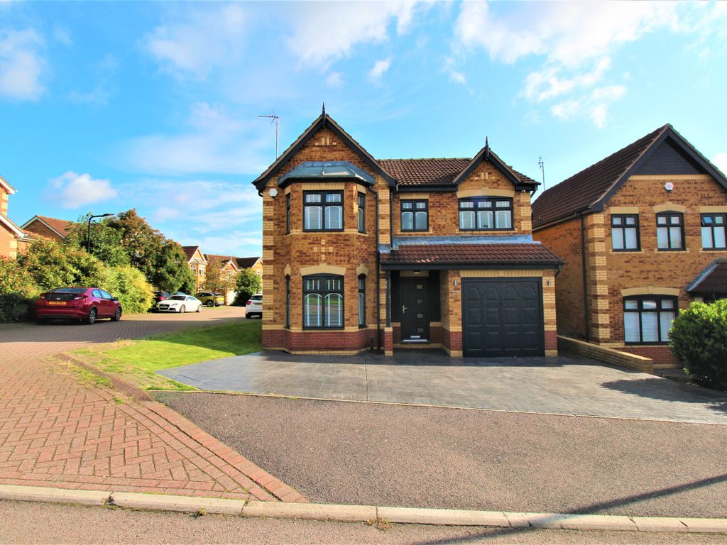 4 bed detached house for sale in Low Golden Smithies, Swinton