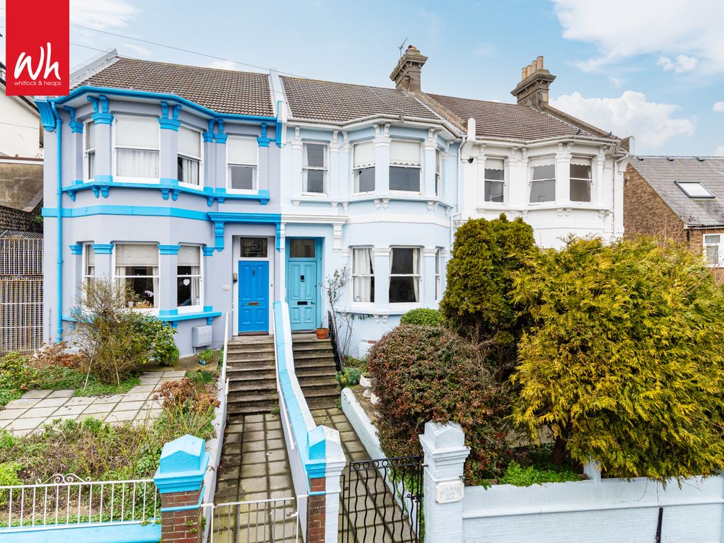 4 bed terraced house for sale in Richmond Road, Brighton BN2, £750,000