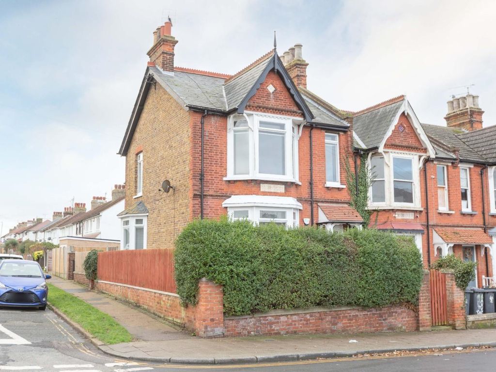 3 bed end terrace house for sale in Mickleburgh Hill, Herne Bay CT6 Zoopla