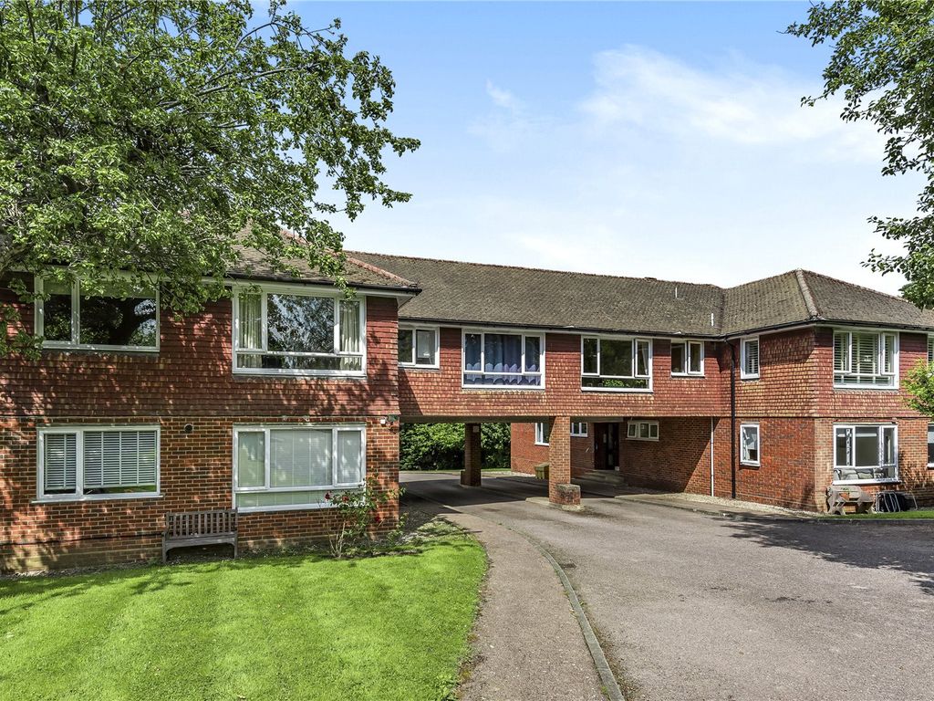 1 bed flat for sale in Hazel Court, Bond Road, Warlingham CR6 Zoopla