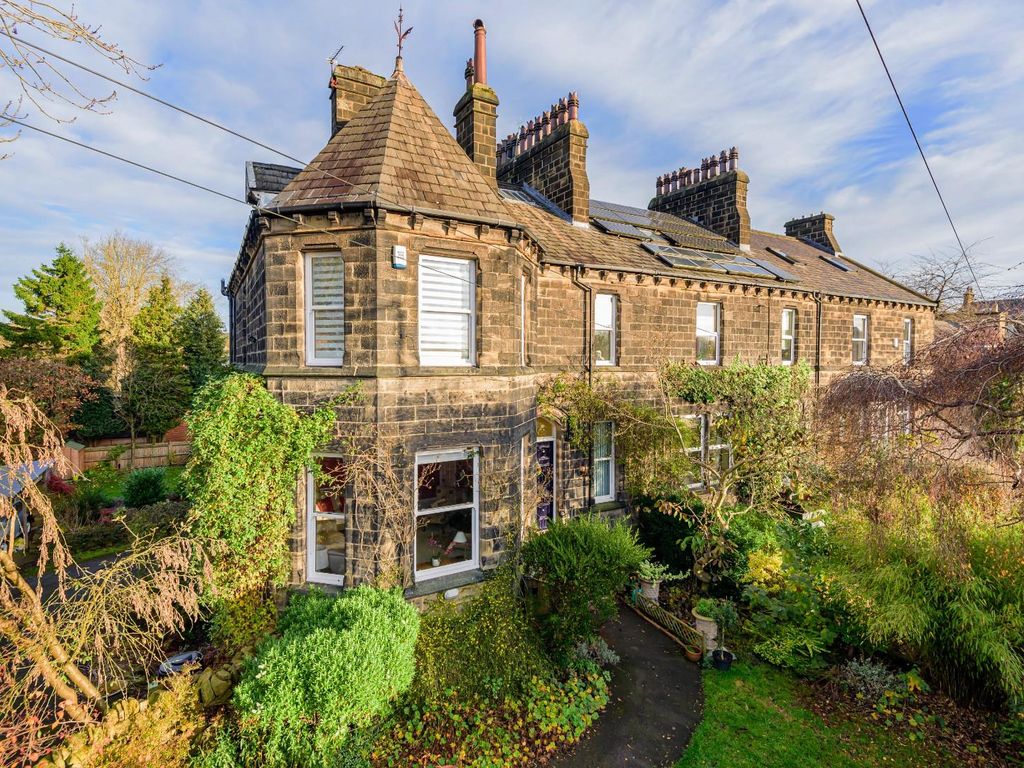 6 bed property for sale in Kirk Lane, Yeadon, Leeds LS19 Zoopla