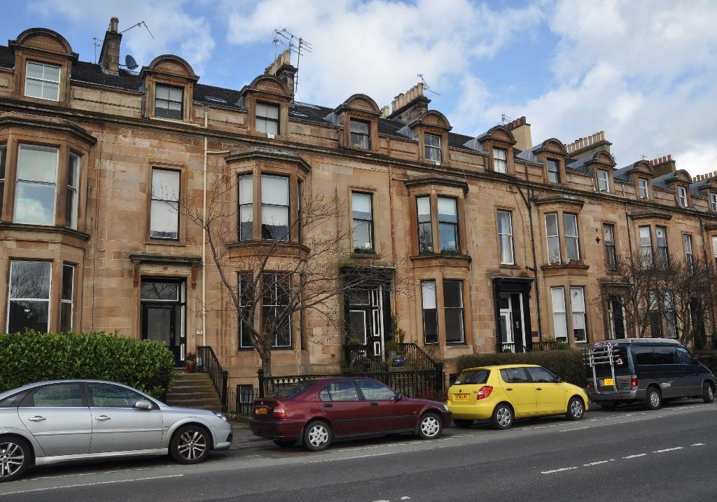 3 bed flat to rent in Highburgh Road, Hyndland, Glasgow G12, £1,450 pcm