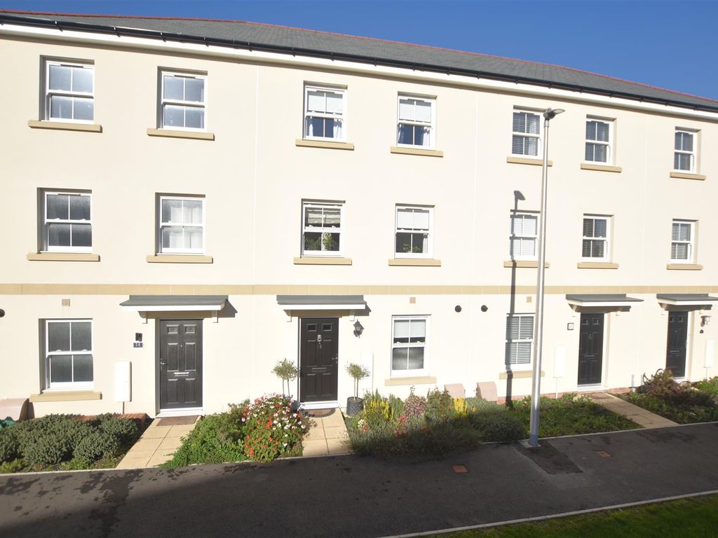 Staple Tor Road, Tavistock PL19