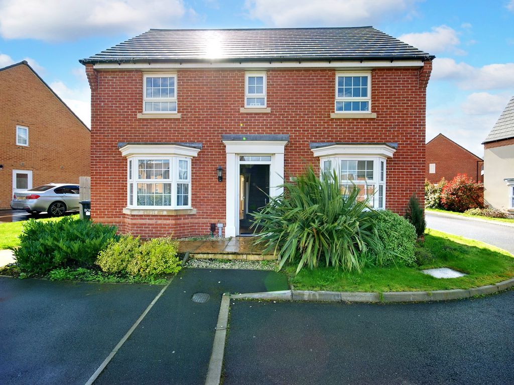 4 bed detached house for sale in Garner Lane, Earls Barton, Northampton