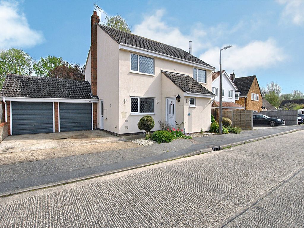 4 bed detached house for sale in Crunch Croft, Sturmer, Haverhill CB9