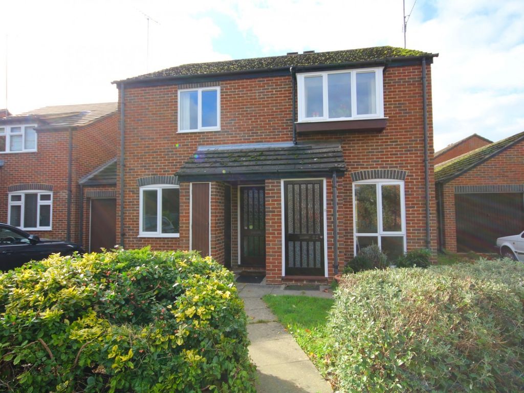 2 bed flat to rent in King James Way, HenleyOnThames, Oxfordshire RG9 Zoopla