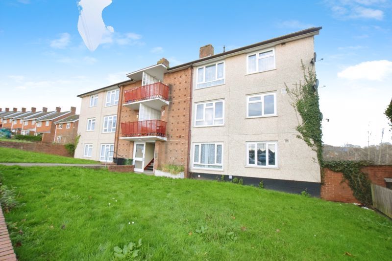 2 bed flat for sale in Lancelot Road, Beacon Heath, Exeter EX4, £159,950 Zoopla