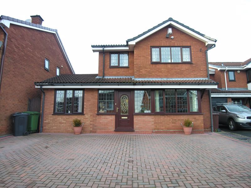4 bed detached house for sale in Mere View, Shelfield, Walsall WS4 Zoopla