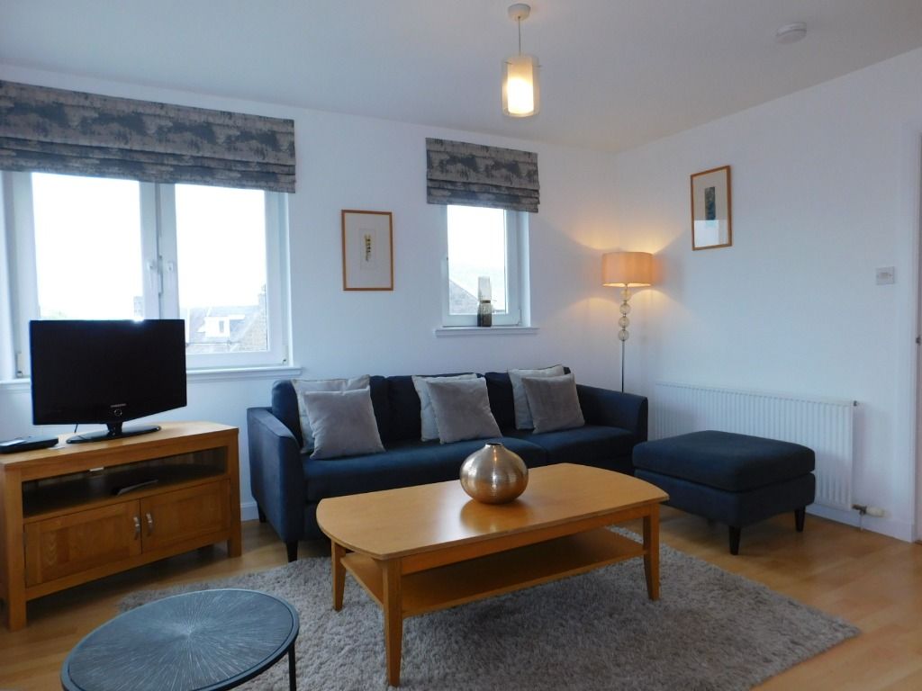 2 bed flat to rent in Bothwell Road, City Centre, Aberdeen AB24, £895