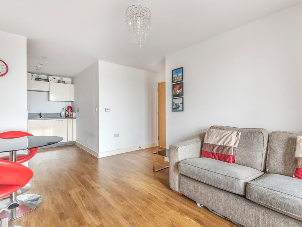 1 bed flat for sale in Elmira Street, Lewisham, London SE13, £300,000
