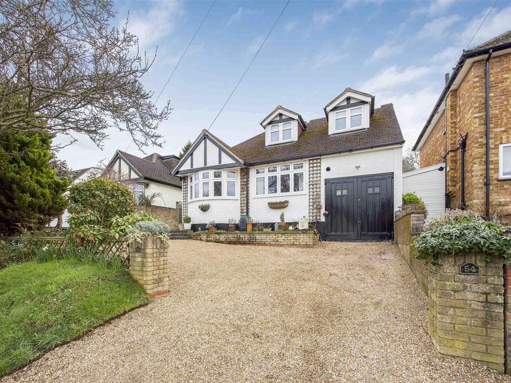 4 bed detached bungalow for sale in Brookdene Avenue, Watford WD19 Zoopla