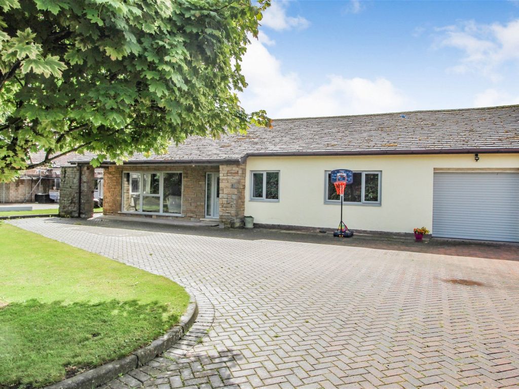3 bed bungalow for sale in Lund Syke Lane, South Milford LS25, £475,000