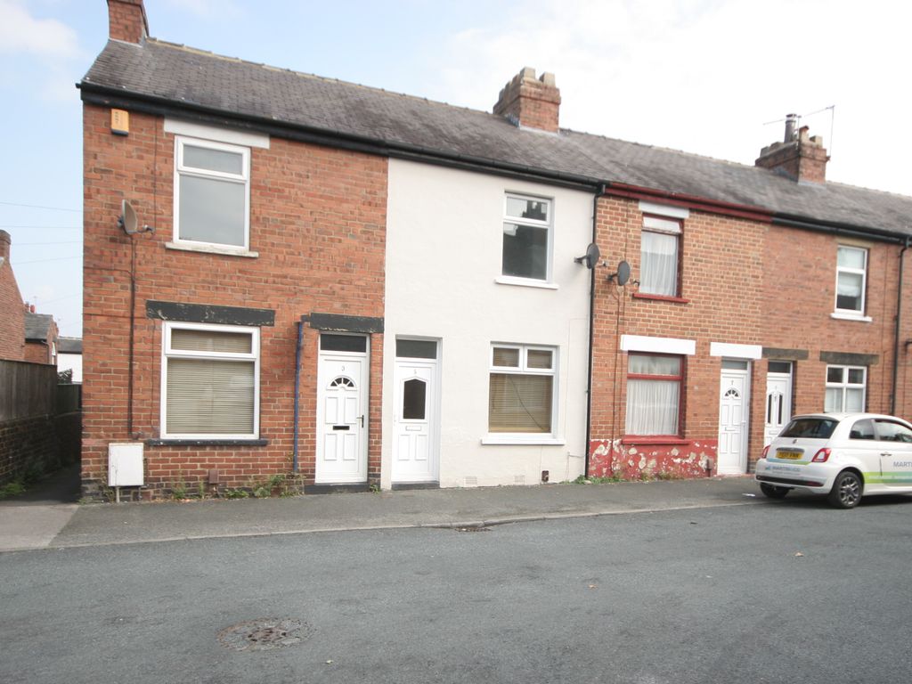 2 bed terraced house to rent in Baden Street, Harrogate HG1, £850 pcm