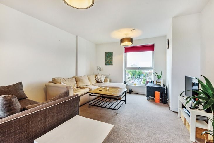 Trevelyan Road, London, Greater London SW17  