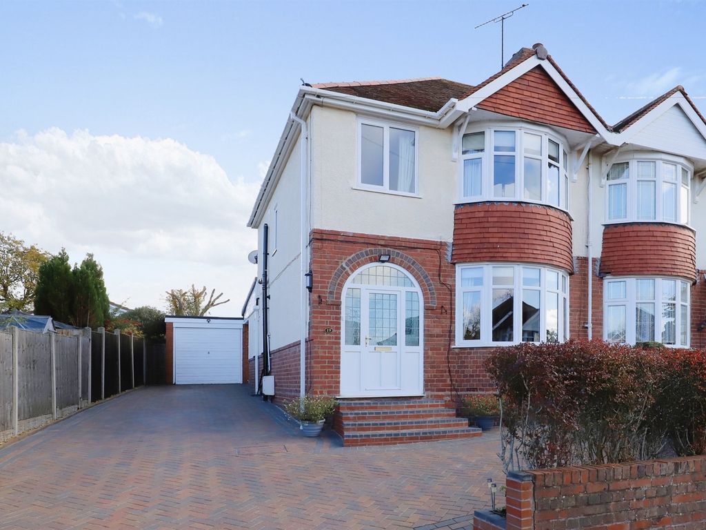 Links Road, Penn, Wolverhampton WV4  