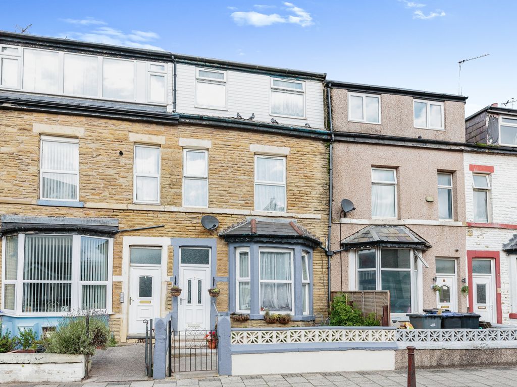 6 bed terraced house for sale in Clarendon Road, Blackpool FY1, £
