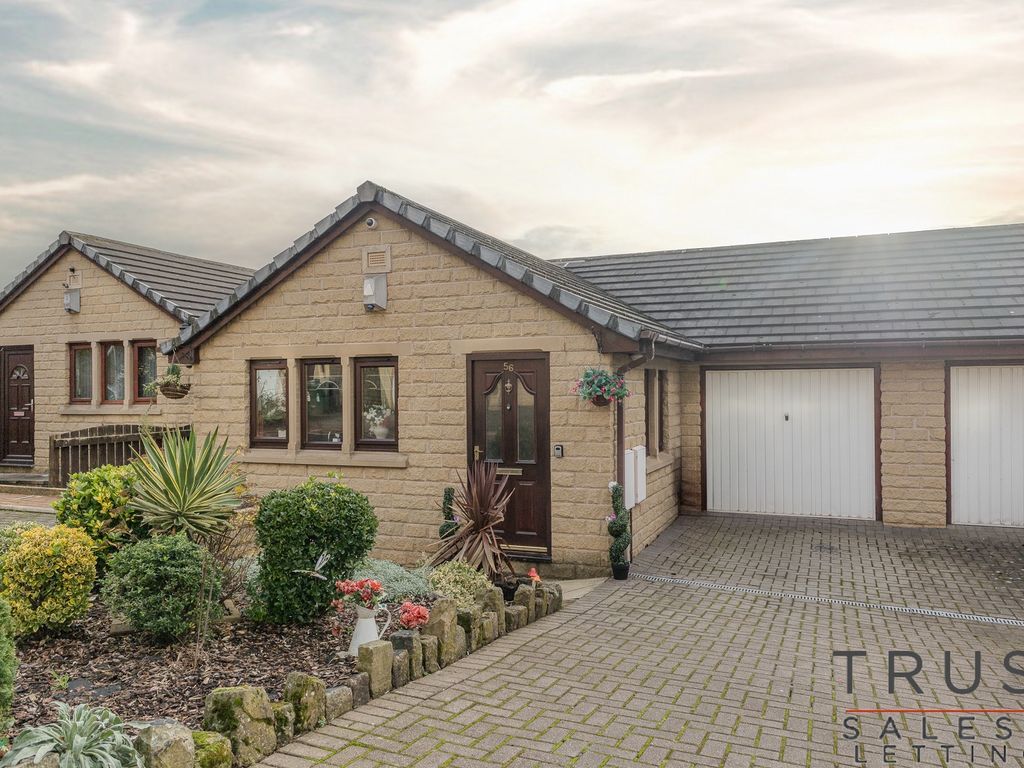 3 bed semidetached house for sale in Cliffe Street, Dewsbury WF13, £