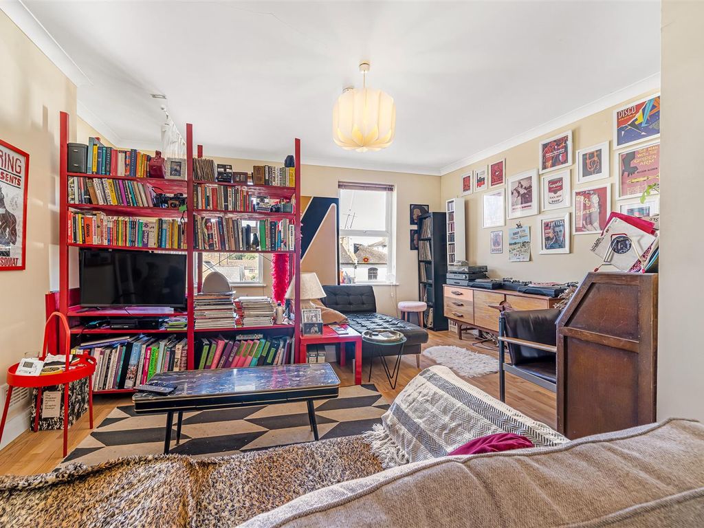 Studio to rent in Blenheim Road, Penge SE20, £1,200 pcm Zoopla