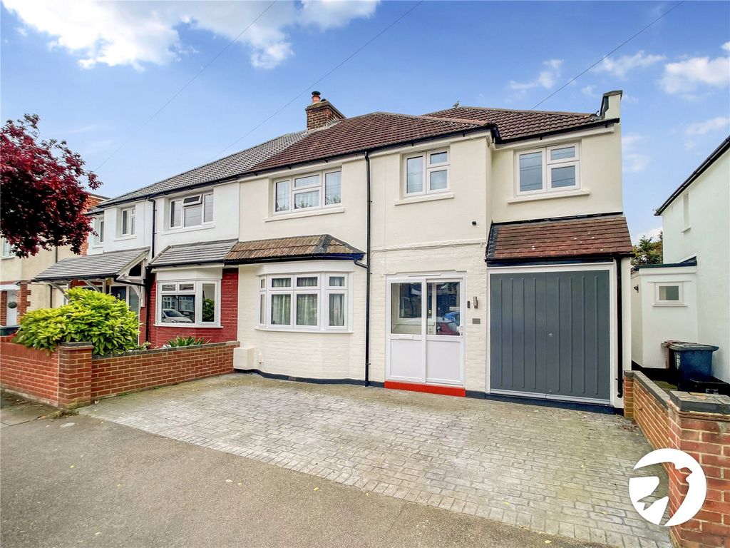 4 bed semidetached house for sale in Carrington Road, Dartford, Kent