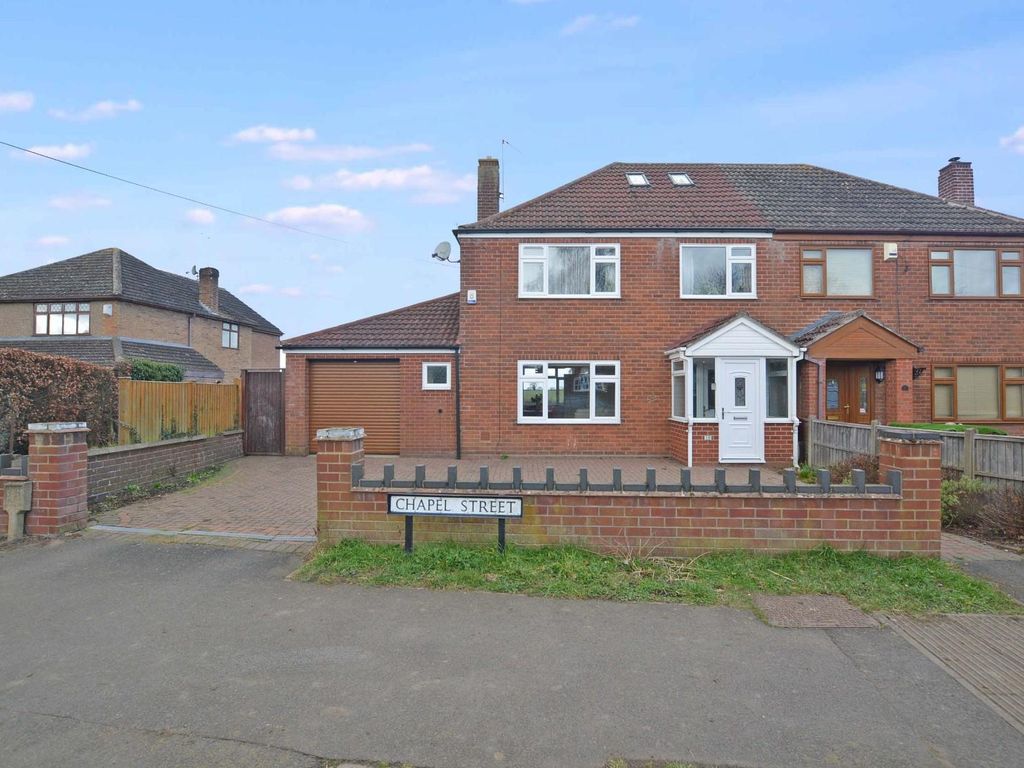 4 bed semidetached house for sale in Chapel Street, Long Lawford