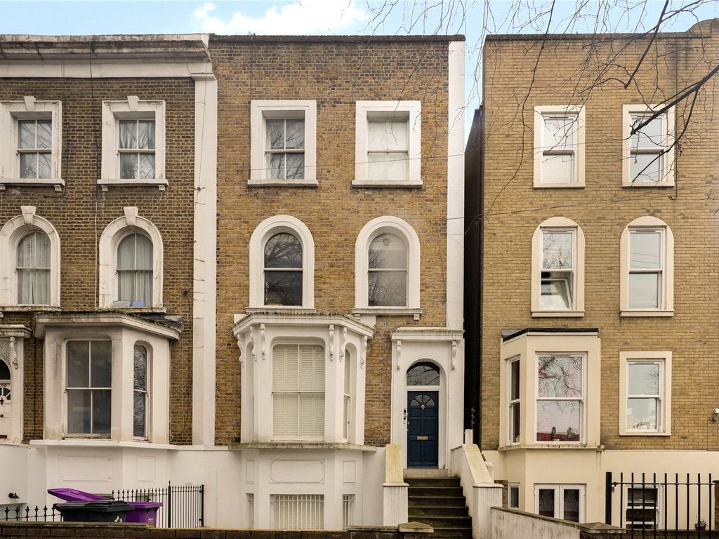 2 bed flat to rent in Burdett Road, Limehouse, London E14 Zoopla