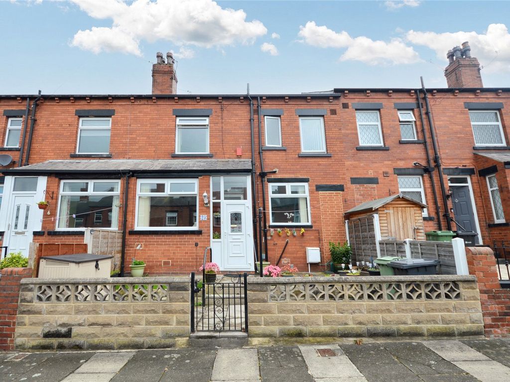 2 bed terraced house for sale in Marsden Mount, Beeston, Leeds LS11, £