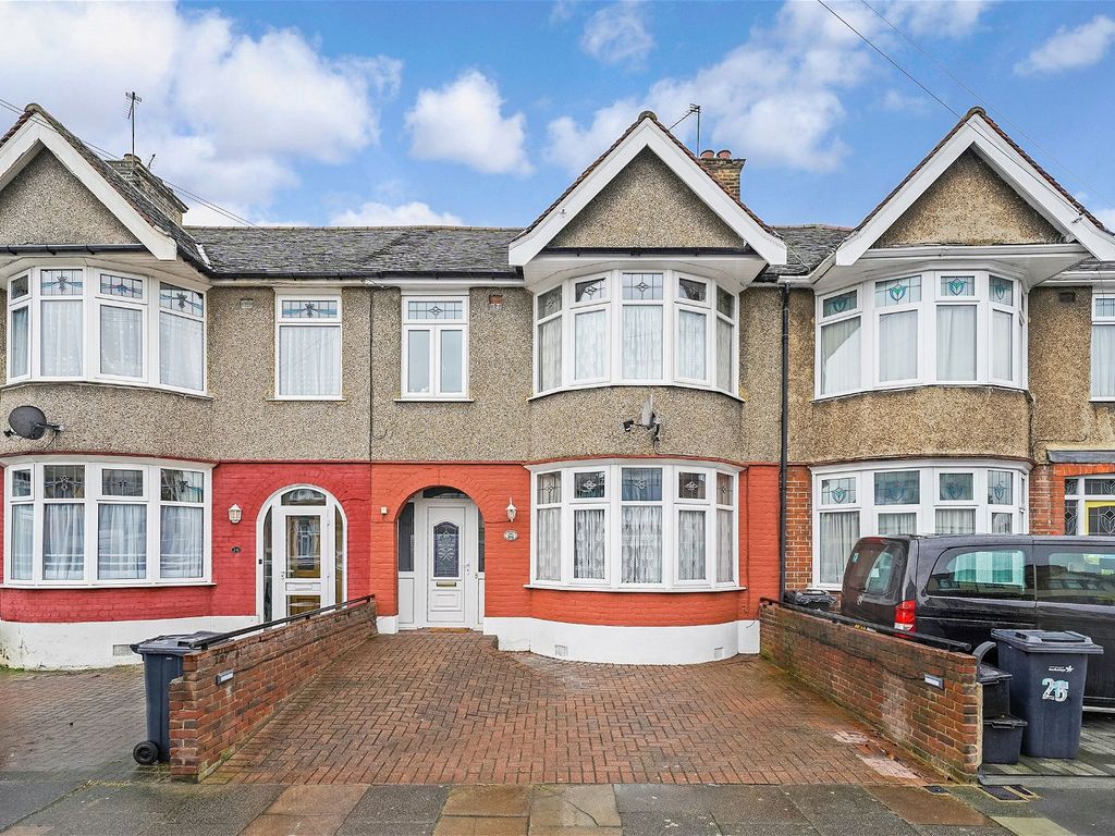 3 bed terraced house for sale in Brixham Gardens, Ilford IG3, £525,000
