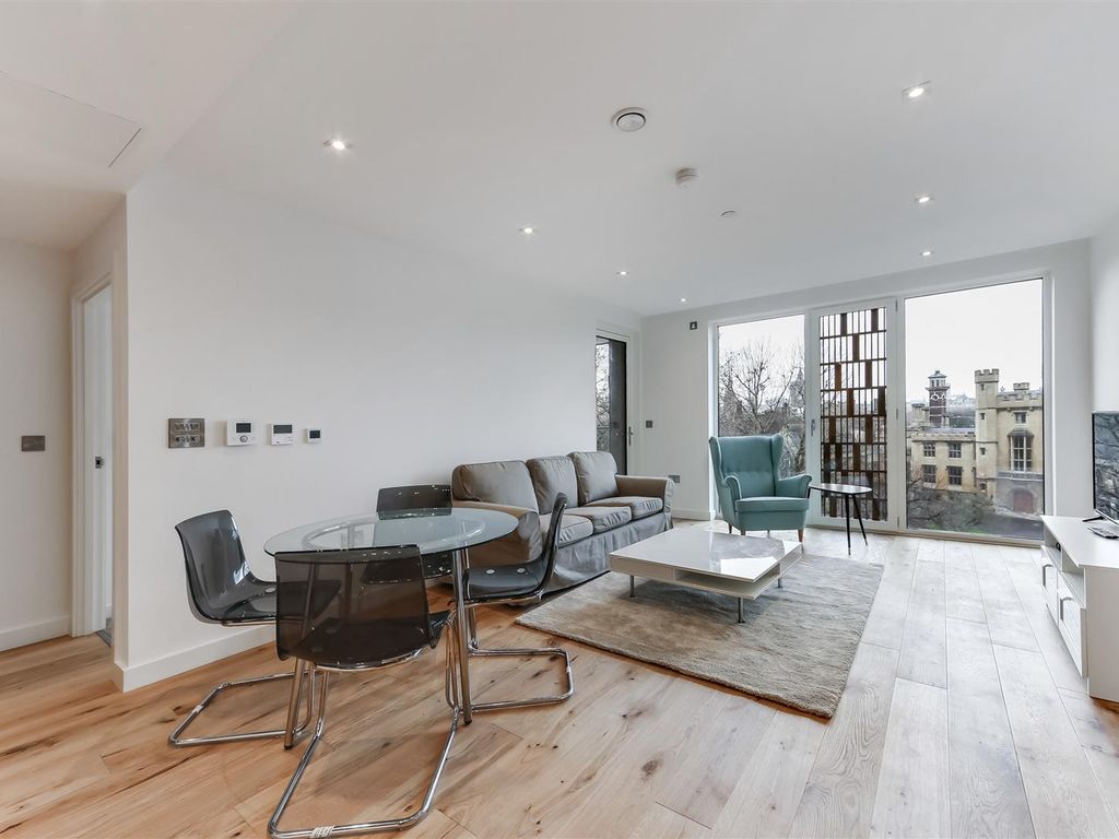 1 bed flat to rent in Palace View, 1 Albert Embankment, Lambeth SE1