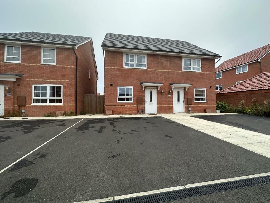 New home, 2 bed detached house for sale in Broomfield Crescent