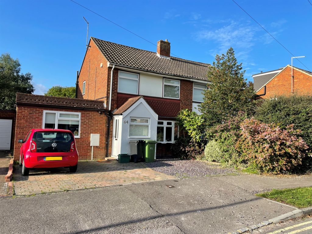 6 bed semidetached house for sale in Larkspur Way, West Ewell, Epsom