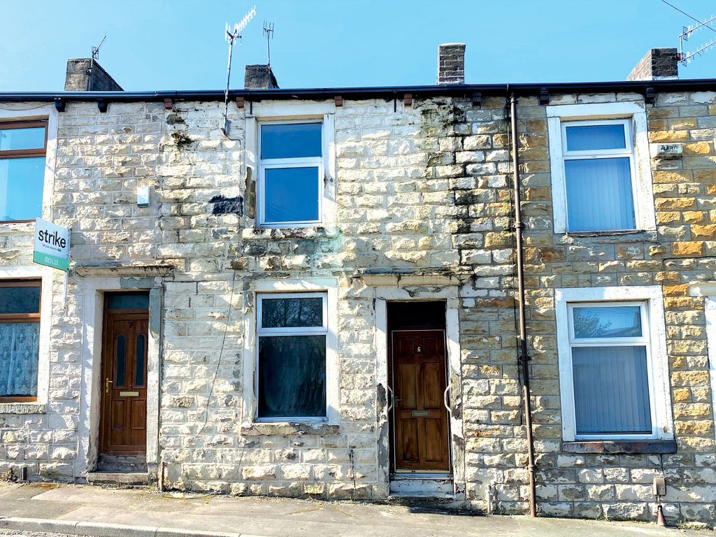 2 bed terraced house for sale in Buccleuch Street, Burnley BB11 Zoopla