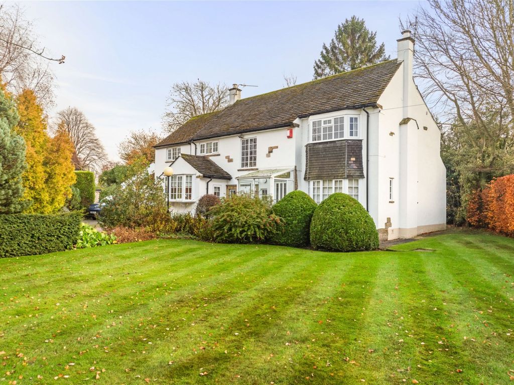 4 bed detached house for sale in Breary Lane East, Bramhope, Leeds LS16