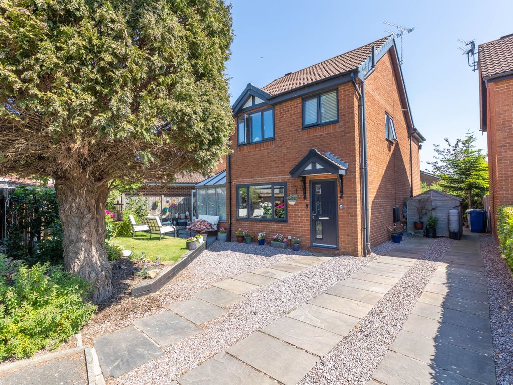 4 bed detached house for sale in Astley Hall Drive, Ramsbottom, Bury