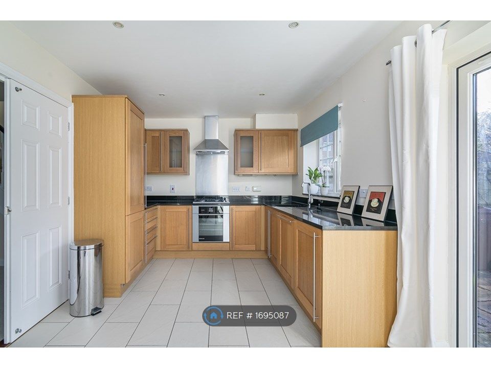 3 bed semidetached house to rent in Capel Crescent, Stanmore HA7 Zoopla