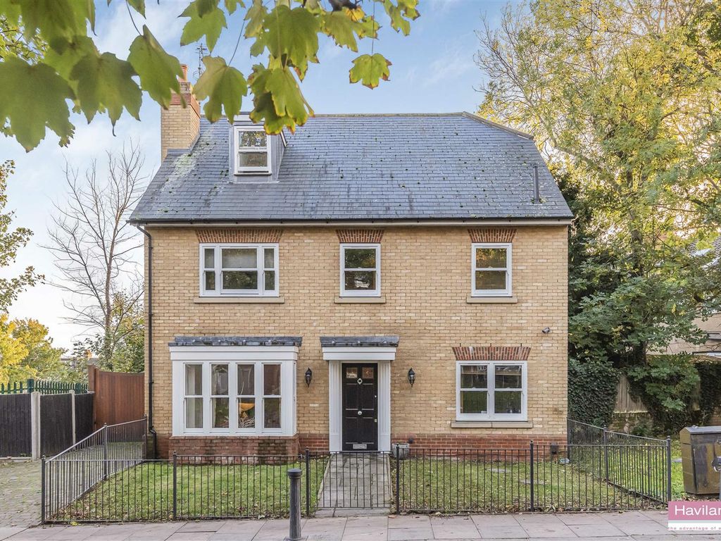Henrietta Gardens, Winchmore Hl N21  