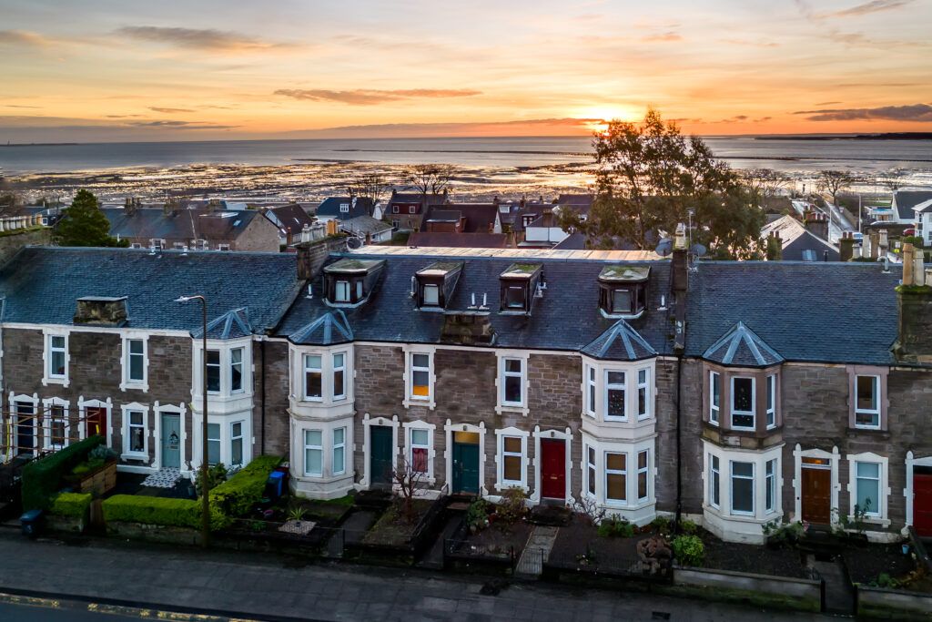 2 bed flat for sale in Dalhousie Road, Broughty Ferry, Dundee DD5, £