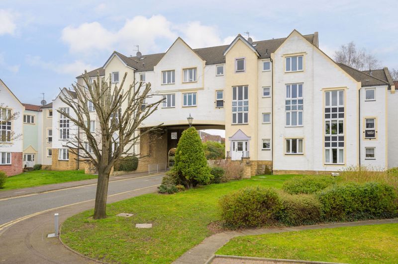 2 bed flat for sale in Harbour Place, Dalgety Bay, Dunfermline KY11, £