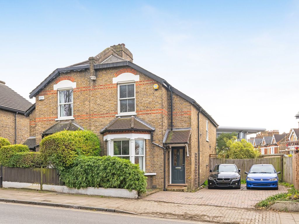 2 bed semidetached house for sale in Bromley Road, Beckenham BR3, £