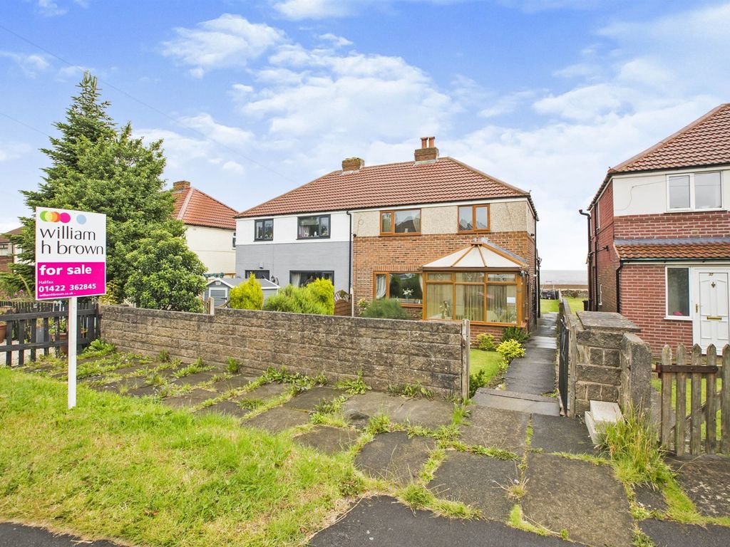 3 bed semidetached house for sale in Cromwell Road, Southowram
