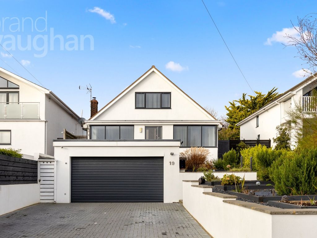 3 bed detached house for sale in Channel View Road, Brighton, East