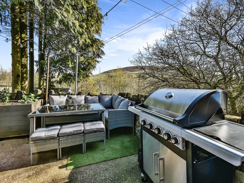 2 bed terraced house for sale in Grafton Street, Millbrook, Stalybridge