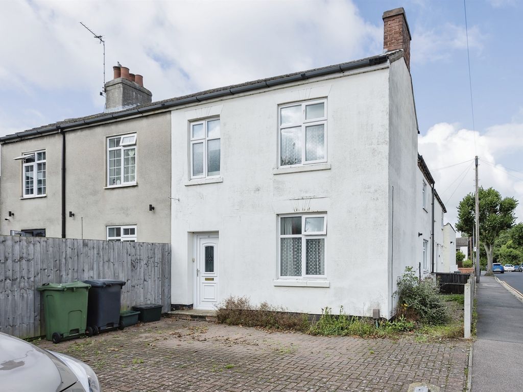 3 bed property for sale in Charnwood Road, Shepshed, Loughborough LE12