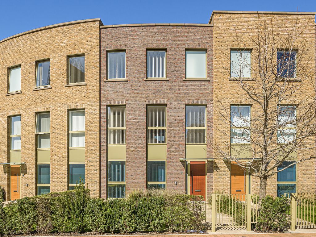 3 bed detached house for sale in Townsend Road, London SE3 Zoopla