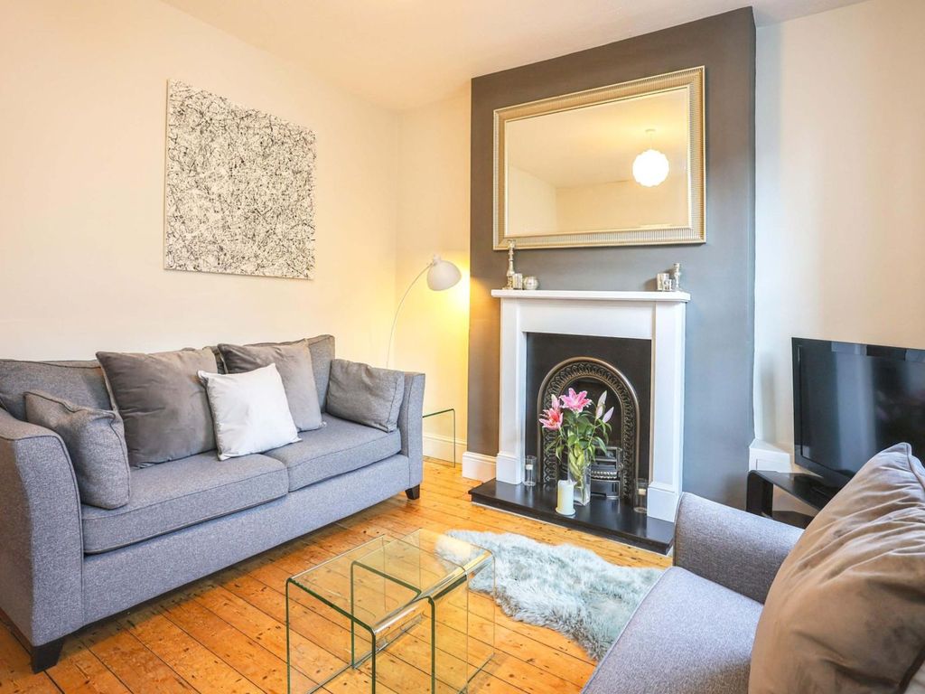 2 bed semidetached house for sale in Highfield Grove, West Bridgford