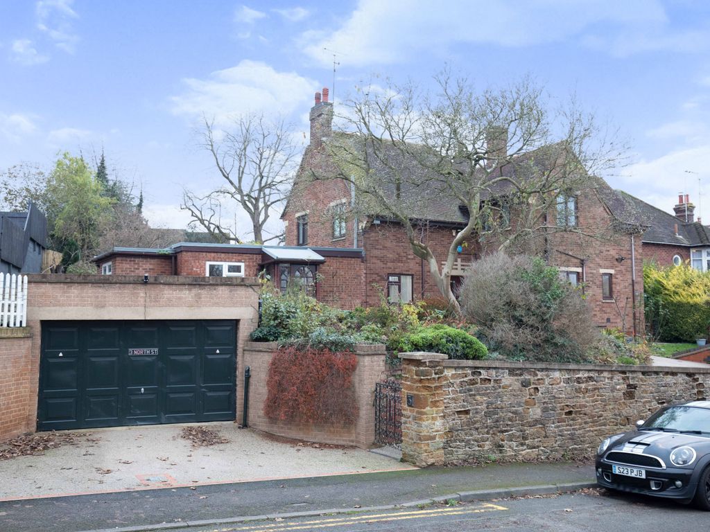 5 bed detached house for sale in North Street, Daventry NN11 Zoopla